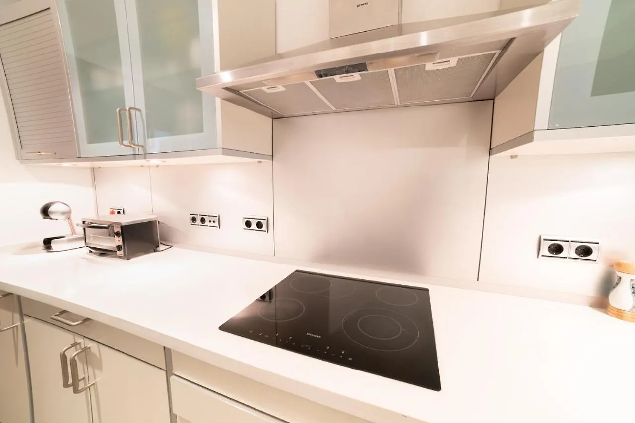 Magnifico Apartamento En Complejo Exclusivo Con Piscina Cubierta - Gym - Sauna Marbella Spain