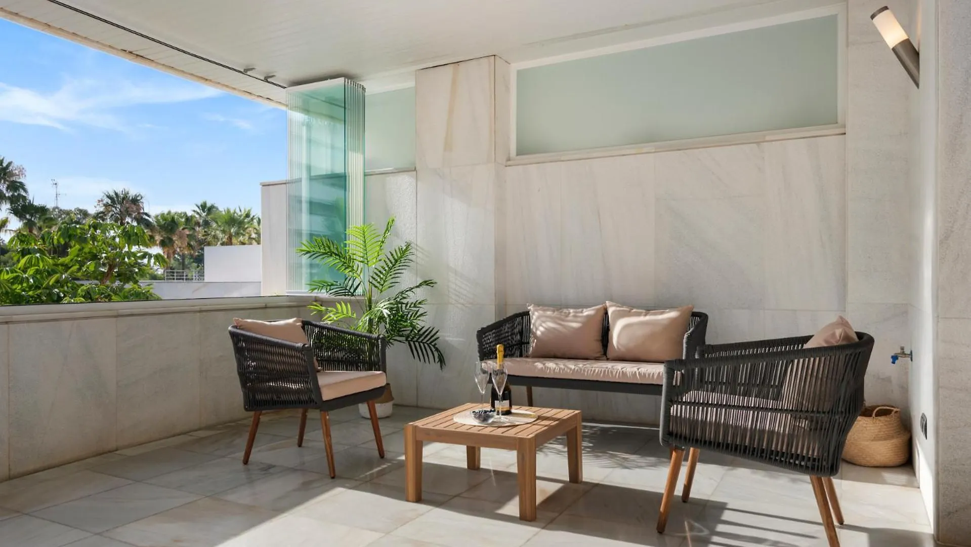 Magnifico Apartamento En Complejo Exclusivo Con Piscina Cubierta - Gym - Sauna Marbella Apartment